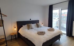 Luxueus, Ruim Appartement Op 350M Van Het Strand
