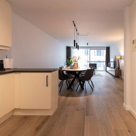 Luxueus, Ruim Appartement Op 350M Van Het Strand Oostende Buitenkant foto