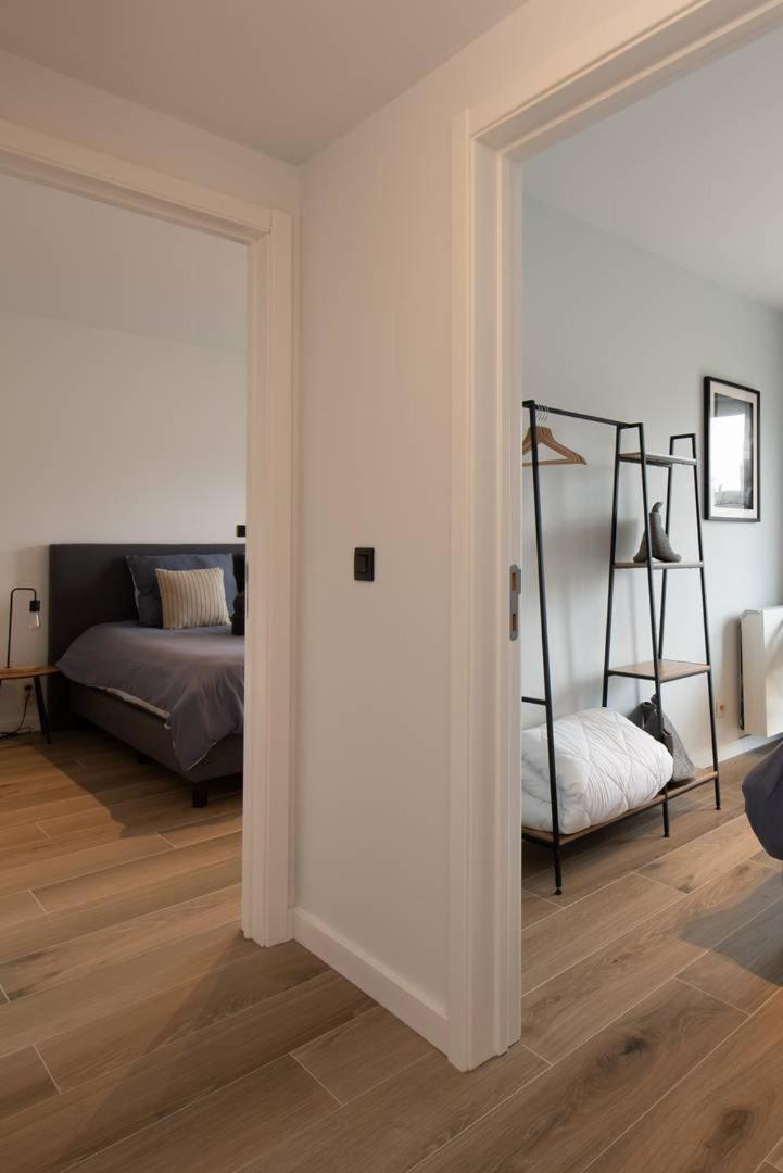 Luxueus, Ruim Appartement Op 350M Van Het Strand Oostende Buitenkant foto