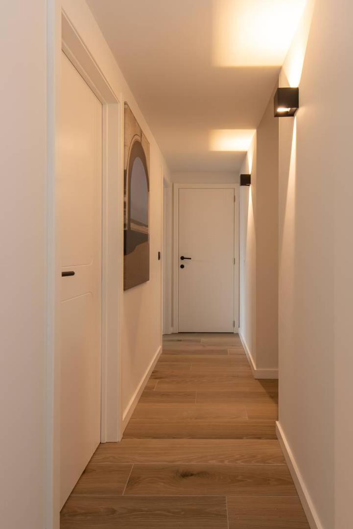 Luxueus, Ruim Appartement Op 350M Van Het Strand Oostende Buitenkant foto