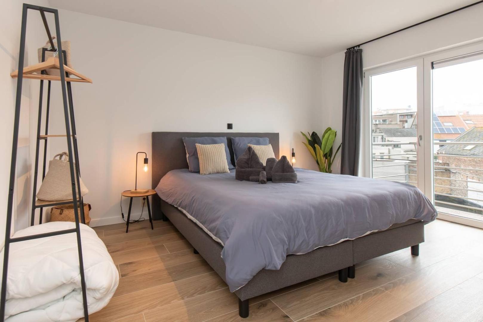 Luxueus, Ruim Appartement Op 350M Van Het Strand Oostende Buitenkant foto