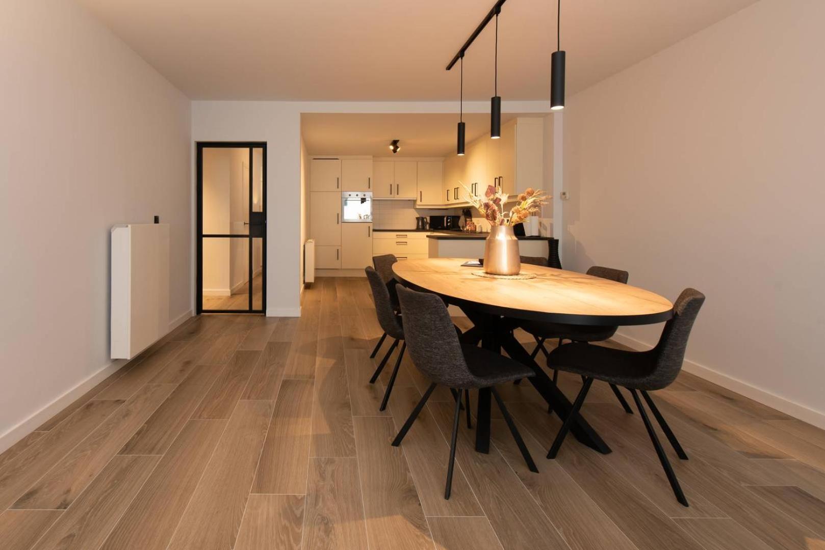 Luxueus, Ruim Appartement Op 350M Van Het Strand Oostende Buitenkant foto